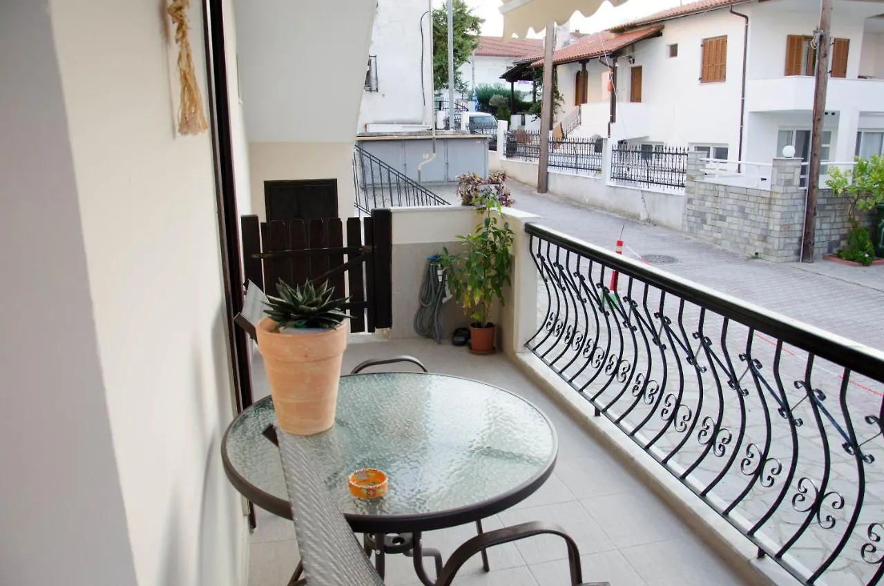 Apartment Ari Appartement Pefkochori Greece
